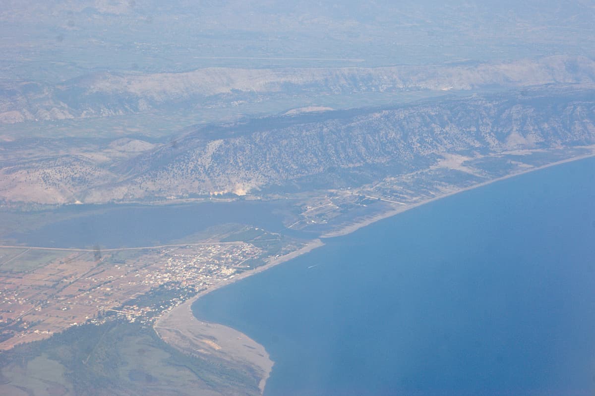 Velipoja Beach, Albania: Plazhi qe duhet vizituar kete vere